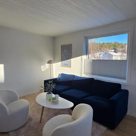 Modern Arctic Retreat With Stunning Mountain Views Narvik