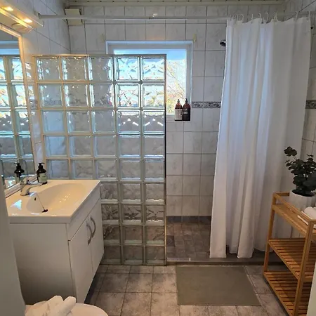 Modern Arctic Retreat With Stunning Mountain Views Narvik